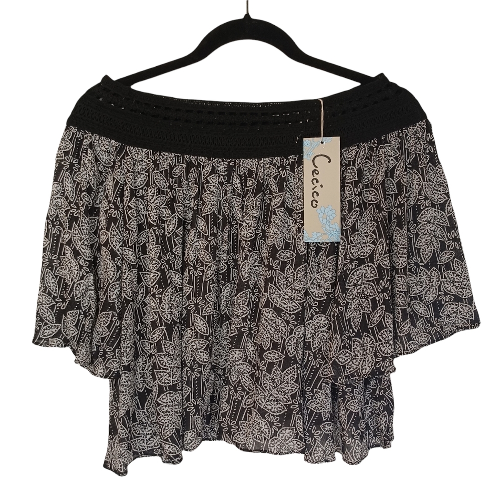 CECICO Black White Print Off The Shoulder Crochet  Stretchy Top Small NWT